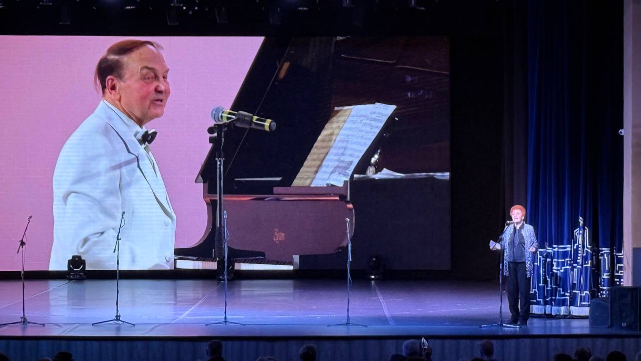 Наши хобби украшают