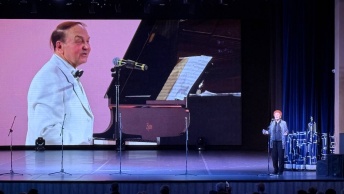 Наши хобби украшают