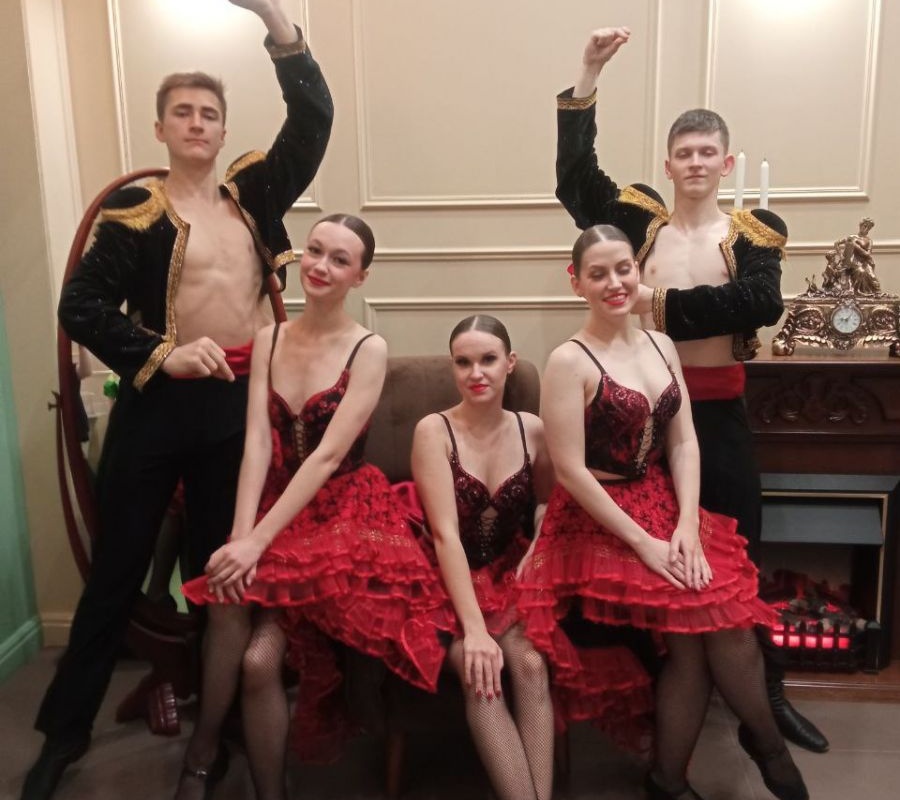 ПЛАТОНОВСКИЙ БАЛ