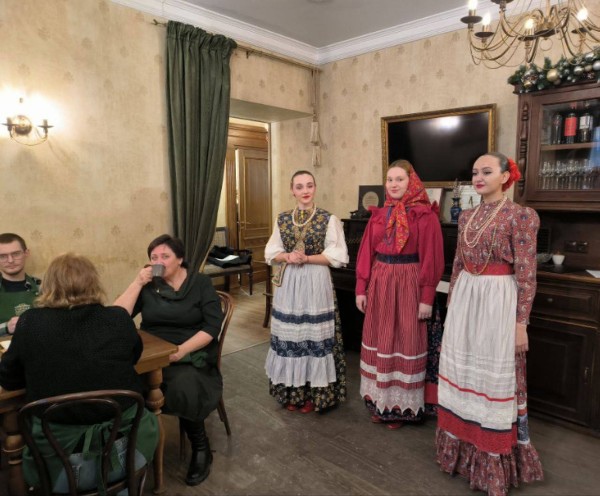 РОЖДЕСТВЕНСКИЙ СОЧЕЛЬНИК