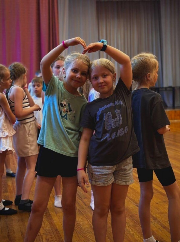 арт продлёнка день 3 волшебство театра и народные традиции (9).jpeg