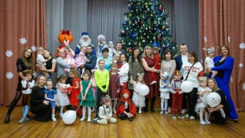 Волшебный новогодний праздник в «Любознайках»!