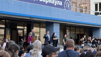 Во Дворце культуры города Барнаула состоялось общее родительское собрание
